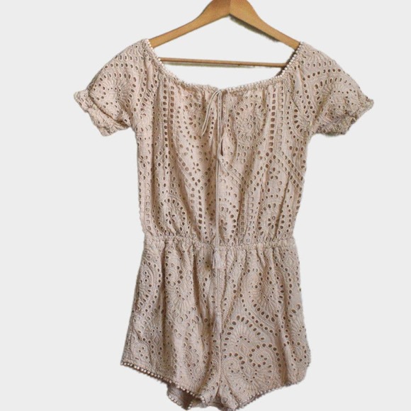 TJD Pants - TJD Women's Eyelet Romper Size M